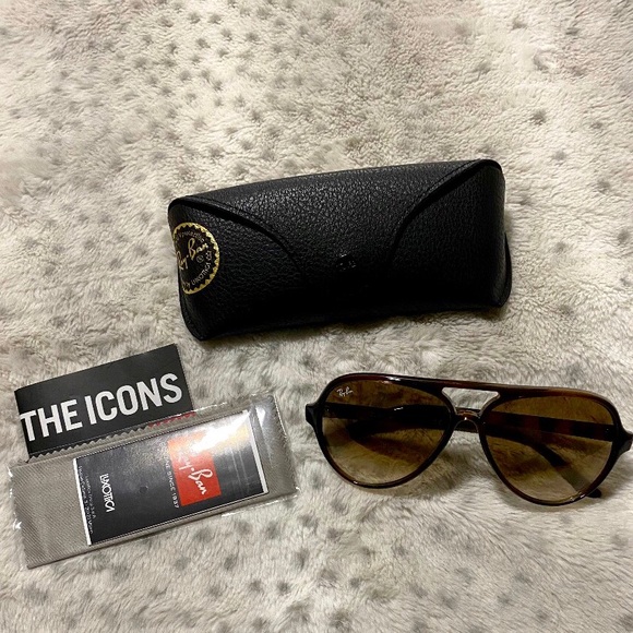 Ray-Ban Accessories - Ray Ban Cats 5000 classic